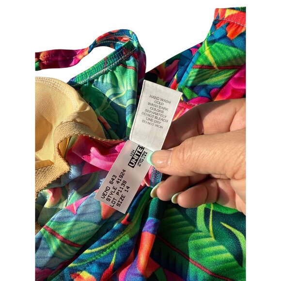 Vintage Lands End Womens Regular One-Piece Swimsuit Size 14 NWT - Picture 10 of 15